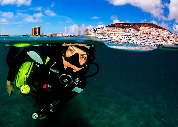 16 * Los Cristianos (Tenerife)