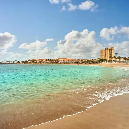 16 * Los Cristianos (Tenerife)