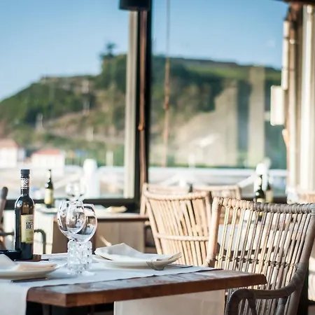 16 * Los Cristianos (Tenerife)