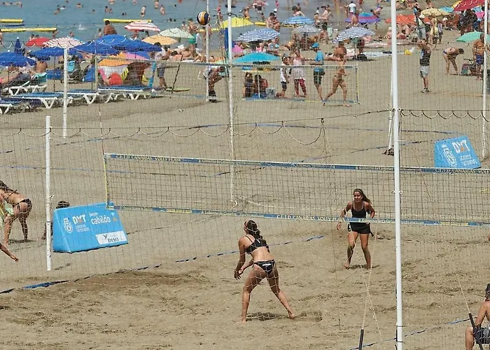 16 * Los Cristianos (Tenerife)